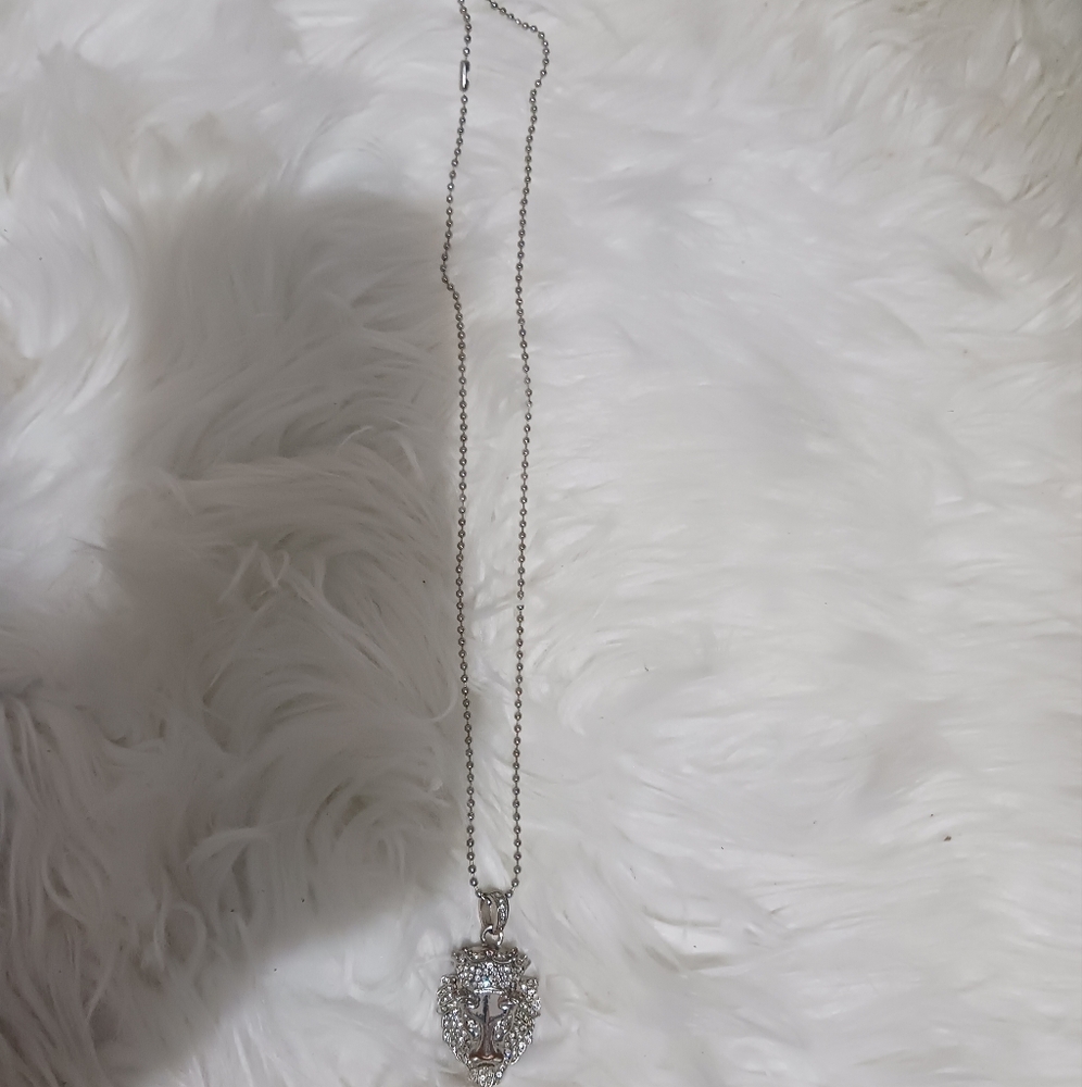 Men Lion king Silver rhinestone head pendant fashion necklace - Picture 2 of 10